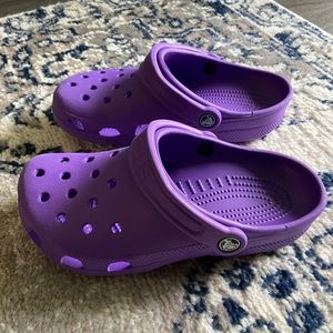 Crocs